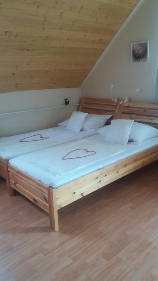 Vakacio Apartman Balatonalmádi Exterior photo