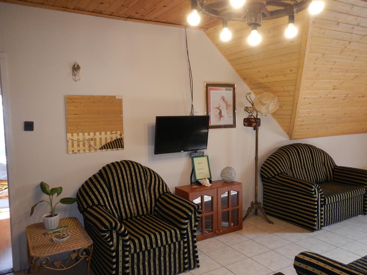 Vakacio Apartman Balatonalmádi Exterior photo